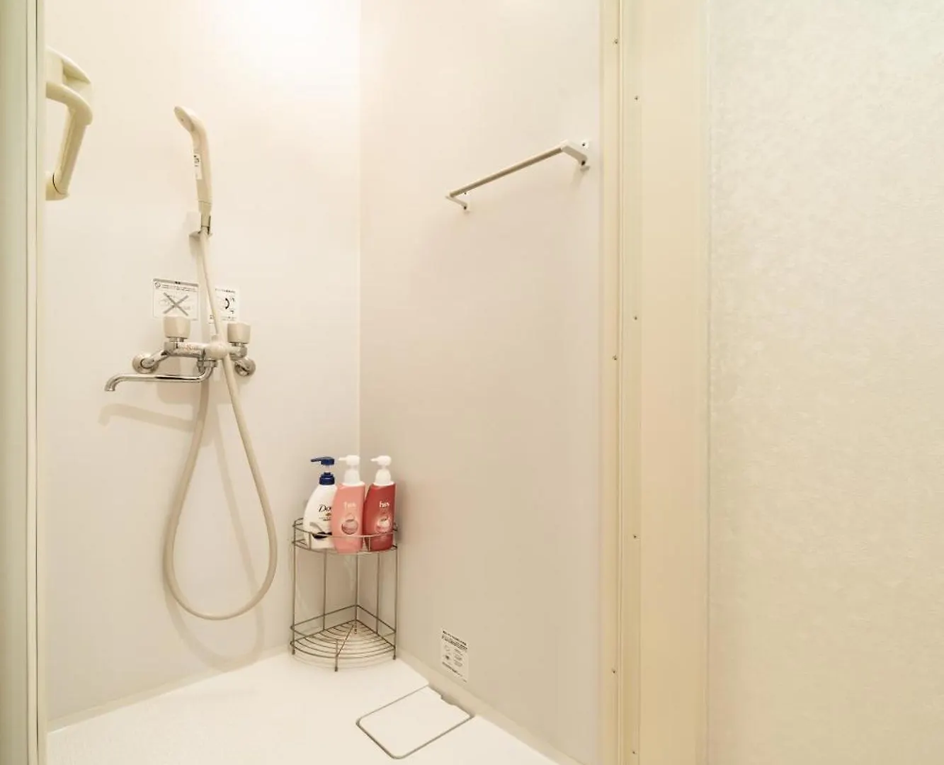 84-5, Shiomi 301, Entire Room For Rent Tokyo 0*,