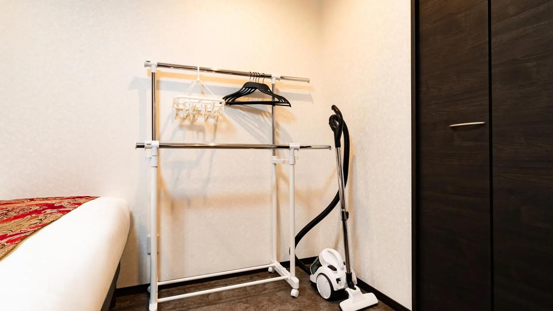 84-5, Shiomi 301, Entire Room For Rent Tokyo Giappone