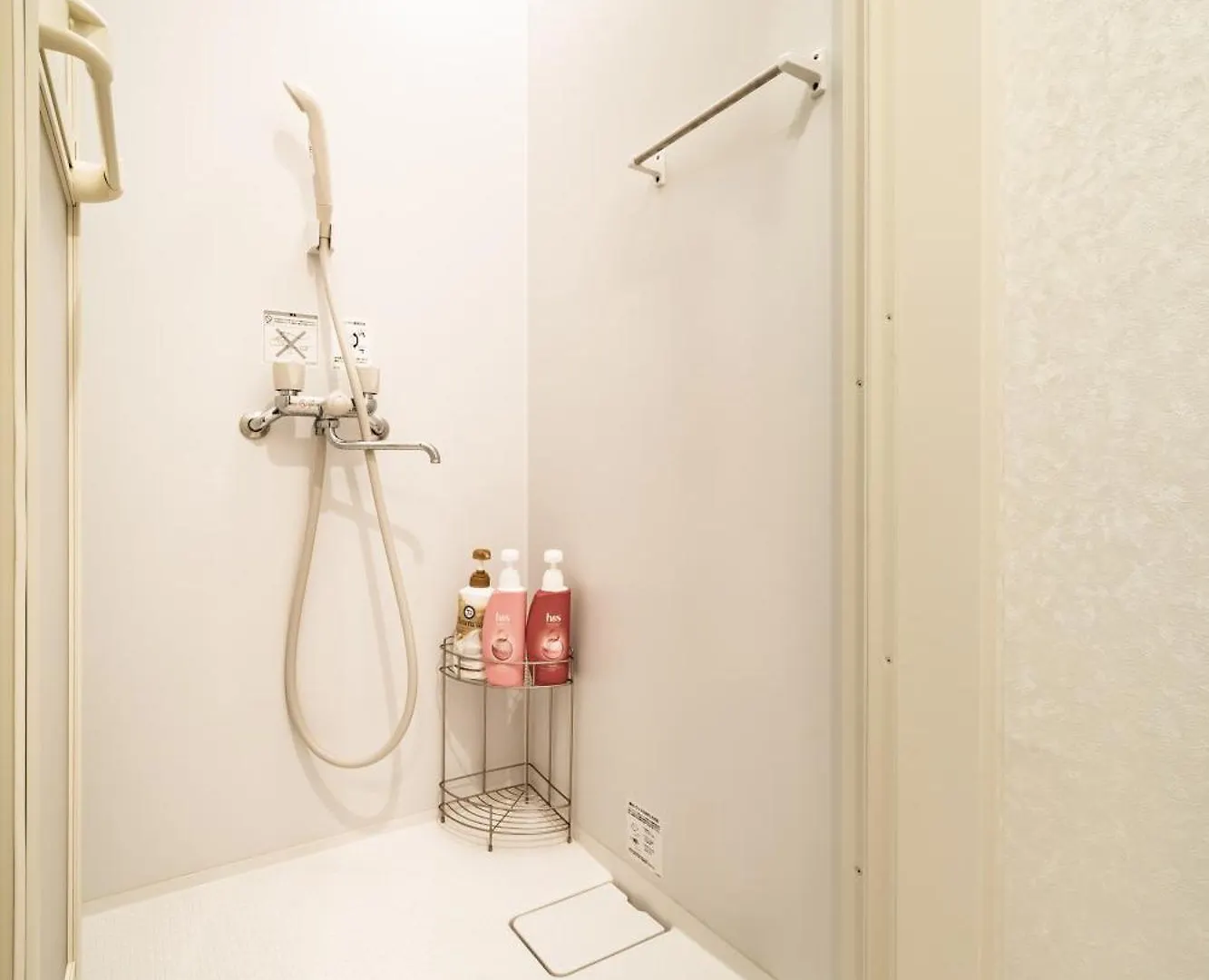 Apartment 84-5, Shiomi 301, Entire Room For Rent Tokyo